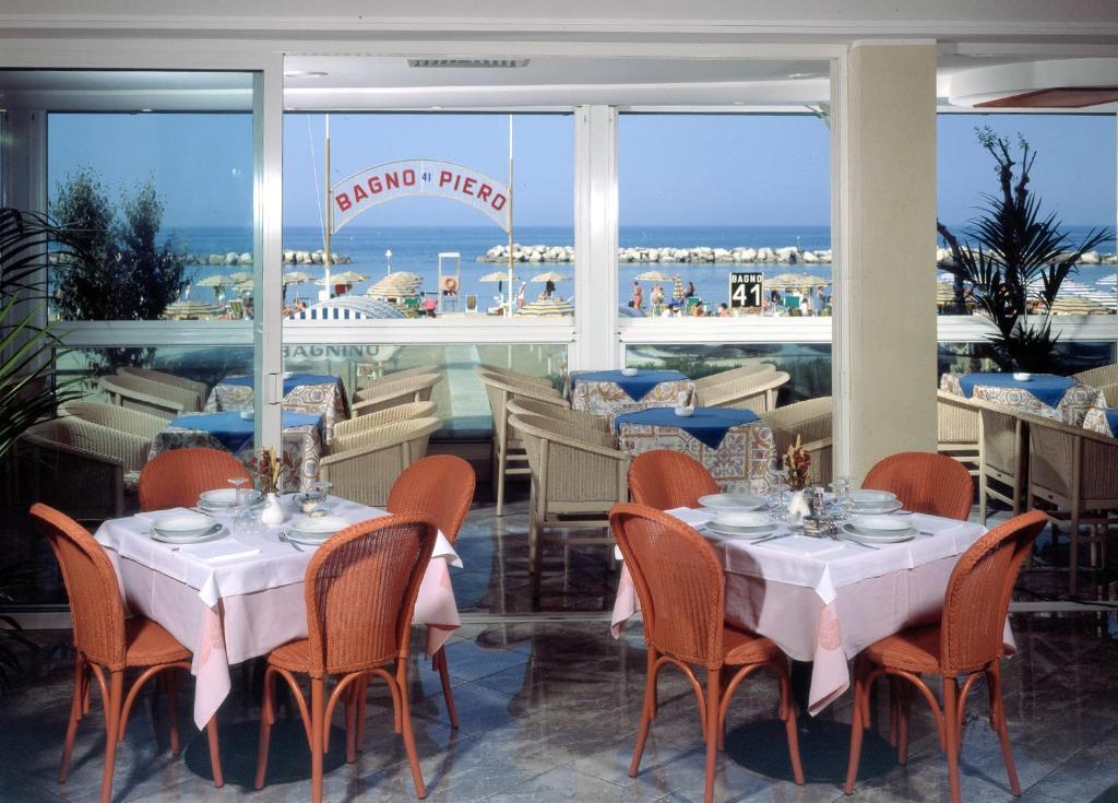 Hotel Titanus Bellaria-Igea Marina Luaran gambar