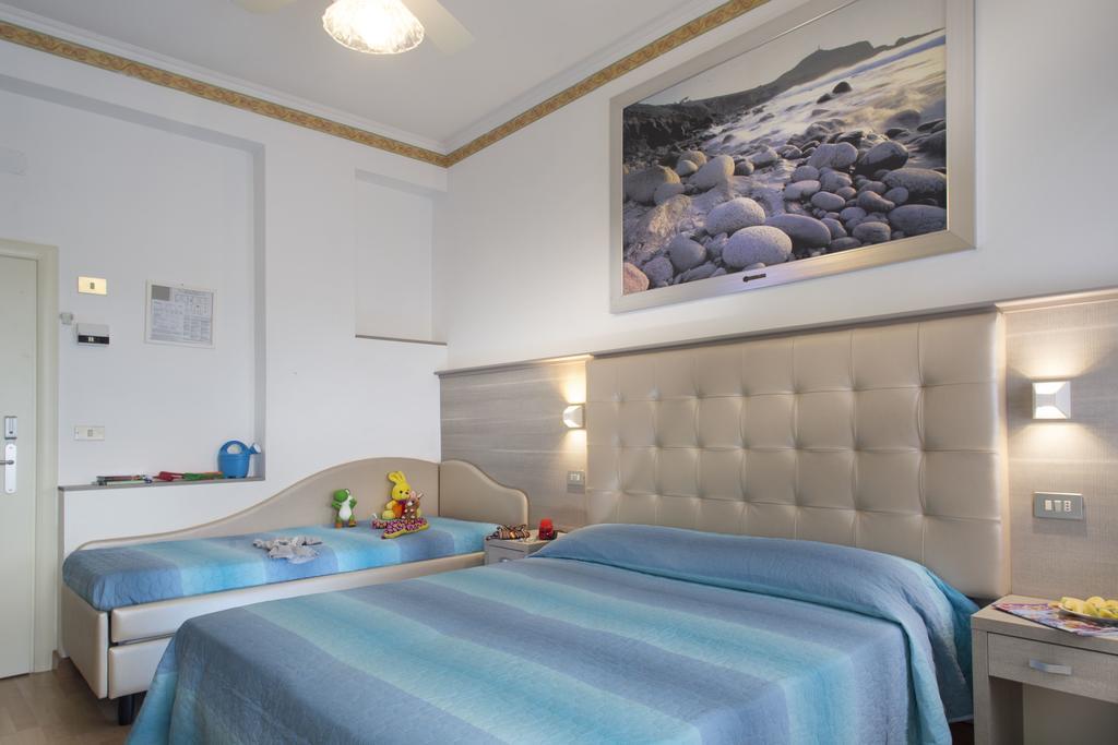 Hotel Titanus Bellaria-Igea Marina Luaran gambar