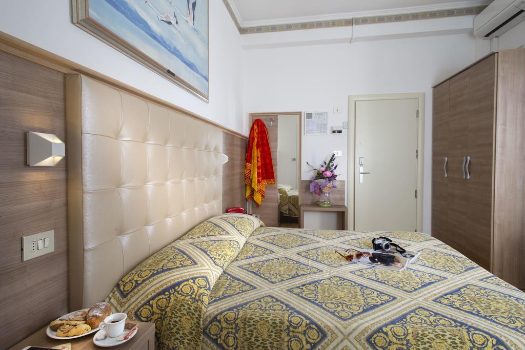 Hotel Titanus Bellaria-Igea Marina Luaran gambar